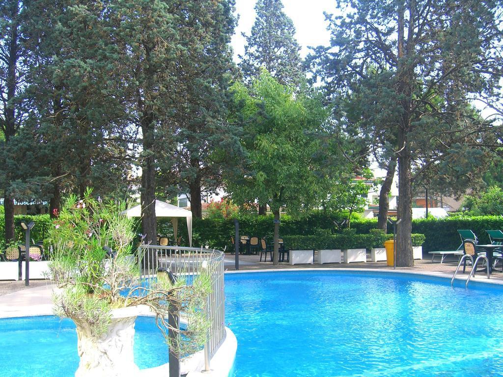 New Tiffany'S Park Hotel Lido di Jesolo Exterior photo