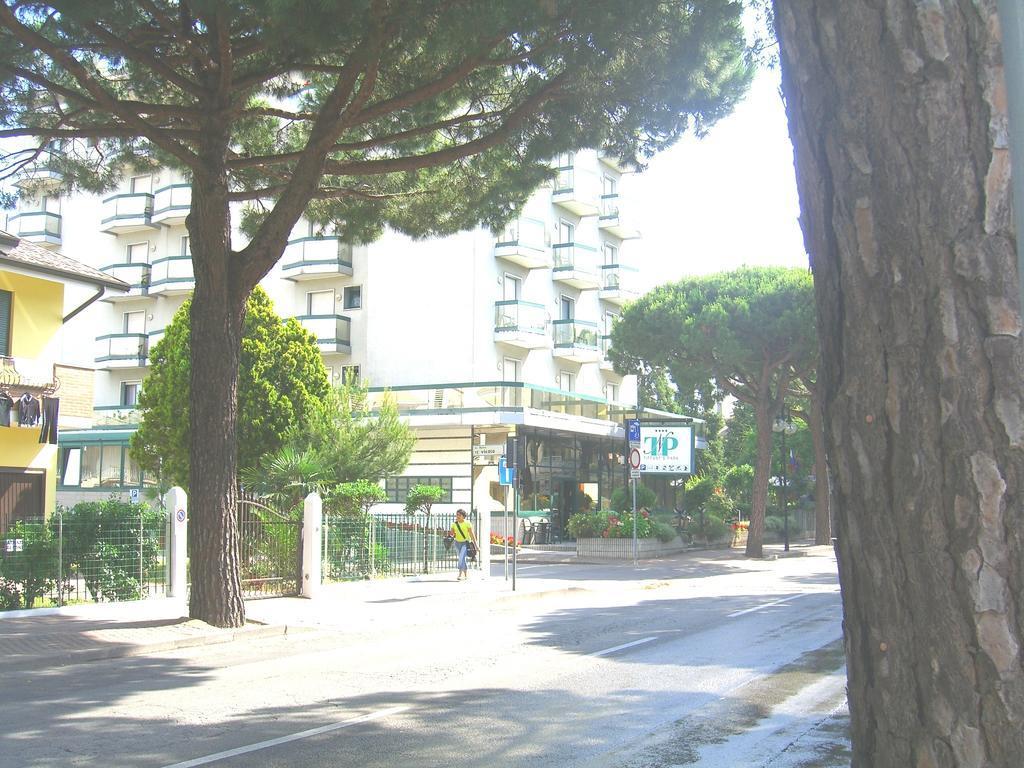 New Tiffany'S Park Hotel Lido di Jesolo Exterior photo