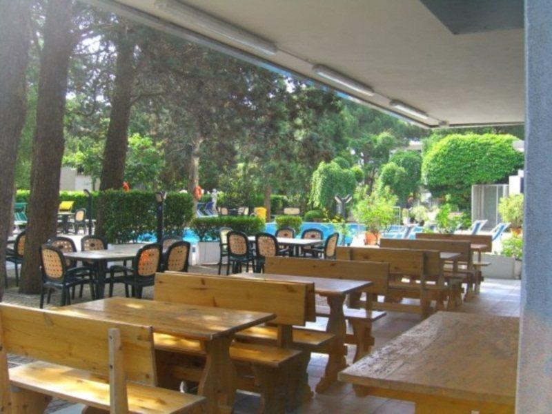 New Tiffany'S Park Hotel Lido di Jesolo Exterior photo