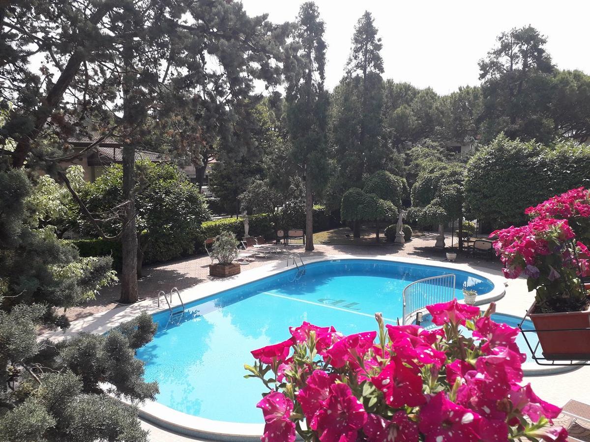 New Tiffany'S Park Hotel Lido di Jesolo Exterior photo