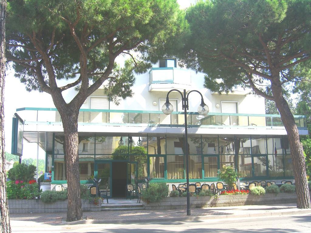New Tiffany'S Park Hotel Lido di Jesolo Exterior photo