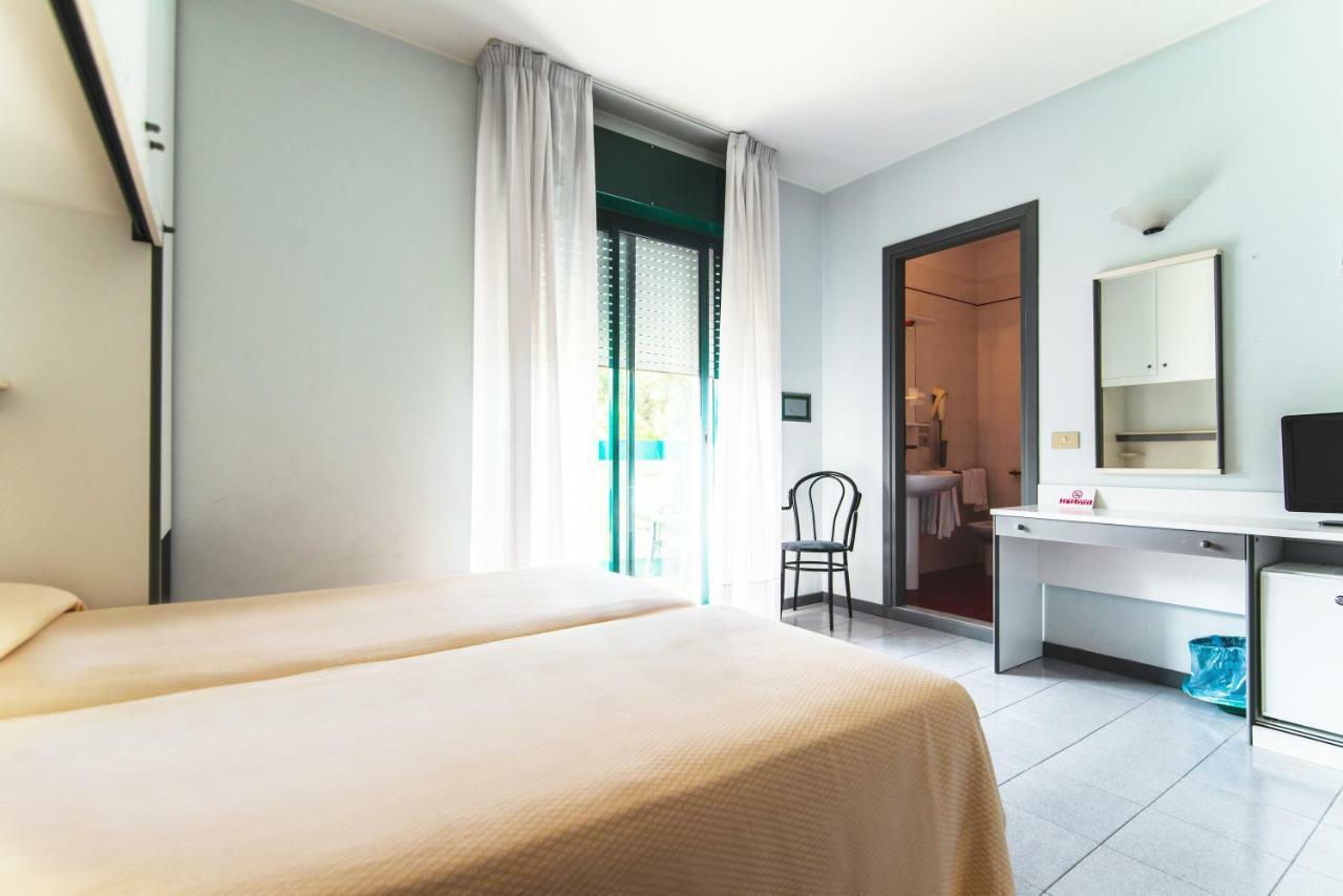 New Tiffany'S Park Hotel Lido di Jesolo Exterior photo
